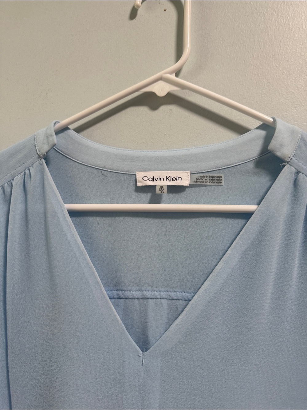 Calvin Klein Pale Blue V-Neck Long Sleeve Blouse - Picture 2 of 8